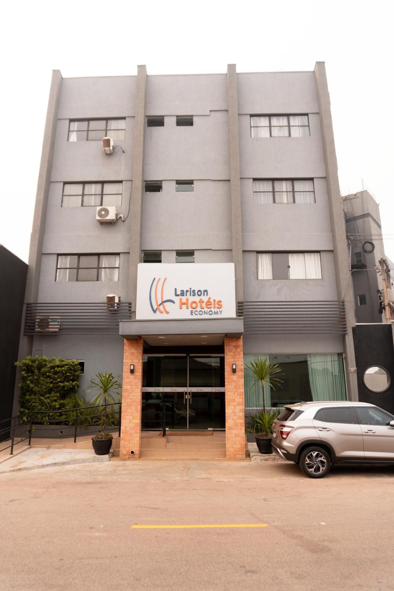 Отель Larison Economy Порту-Велью Экстерьер фото